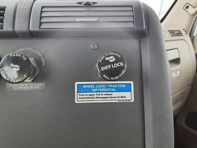 2019 FREIGHTLINER/MERCEDES CASCADIA 113