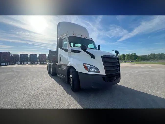 2019 Freightliner Cascadia 12670490af051b6efa3662a29710dd29c5f