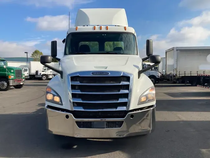 2019 FREIGHTLINER/MERCEDES NEW CASCADIA PX12664