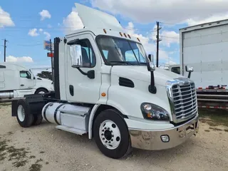 2020 FREIGHTLINER/MERCEDES CASCADIA 113