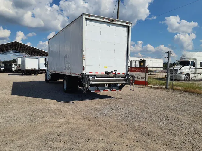 2018 FREIGHTLINER/MERCEDES M2 106