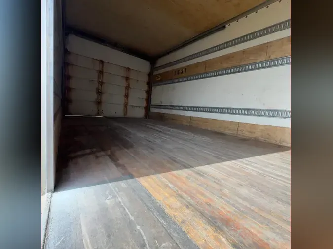 2019 FREIGHTLINER/MERCEDES M2 106