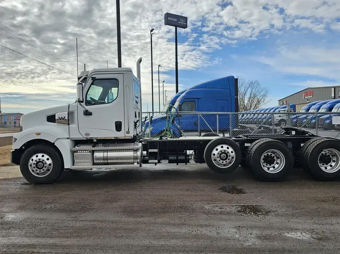 2025 Western Star 49X