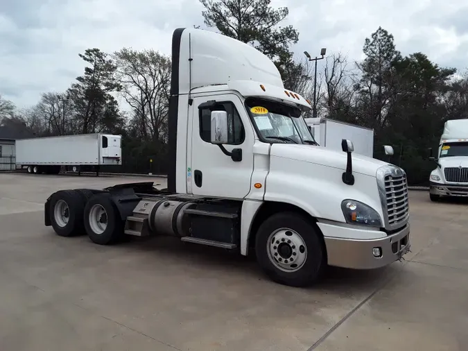 2018 FREIGHTLINER/MERCEDES CASCADIA 125