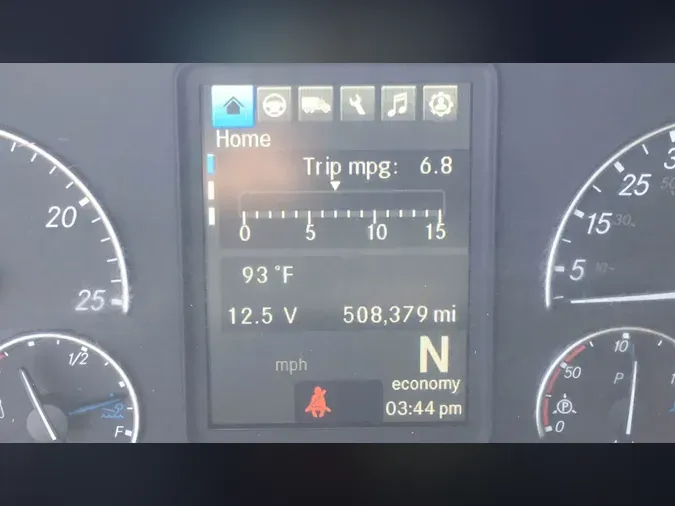 2020 Freightliner Cascadia 126