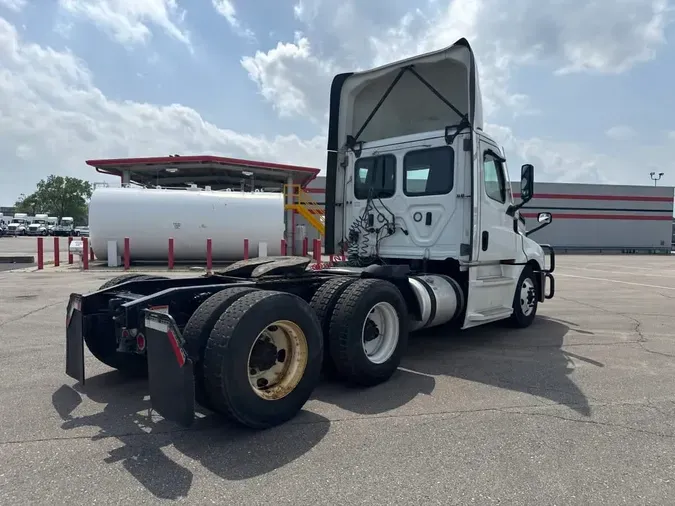 2021 FREIGHTLINER/MERCEDES NEW CASCADIA PX126647054901fc53ff1415df4bcb2799e68b8