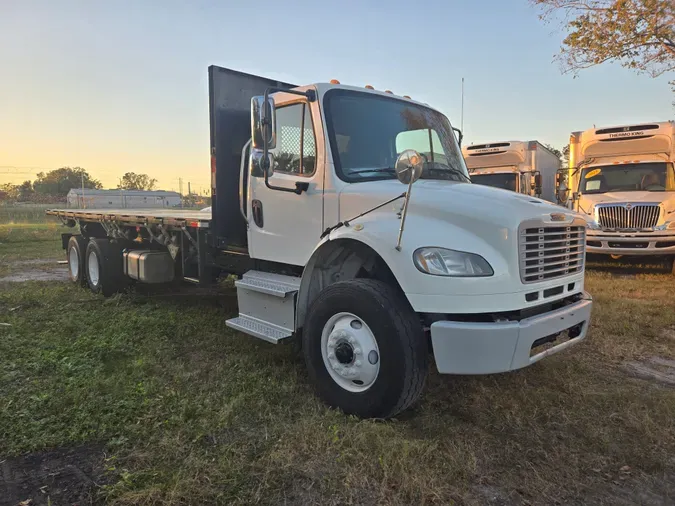 2017 FREIGHTLINER/MERCEDES M2 106