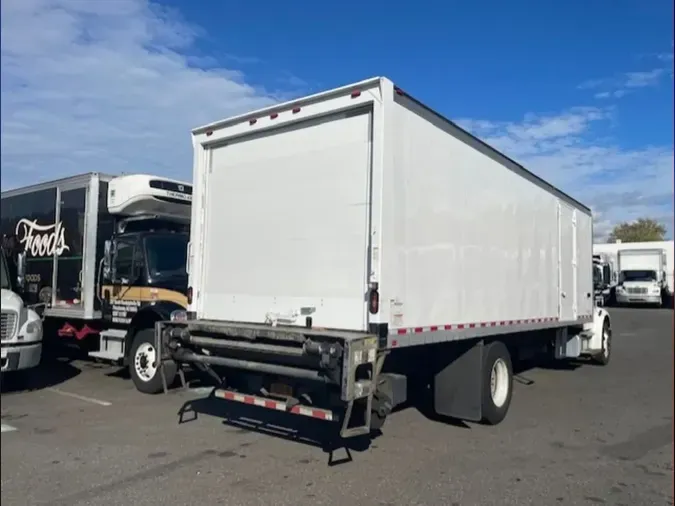 2017 FREIGHTLINER/MERCEDES M2 106