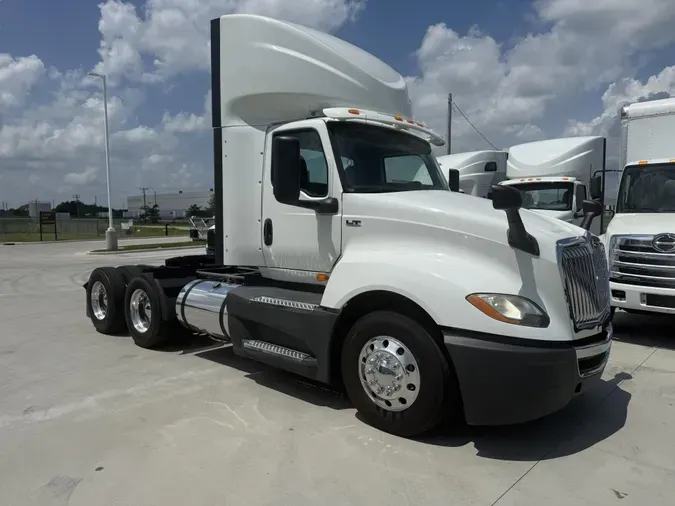 2018 International LT625