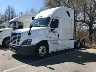 2017 FREIGHTLINER X12564ST