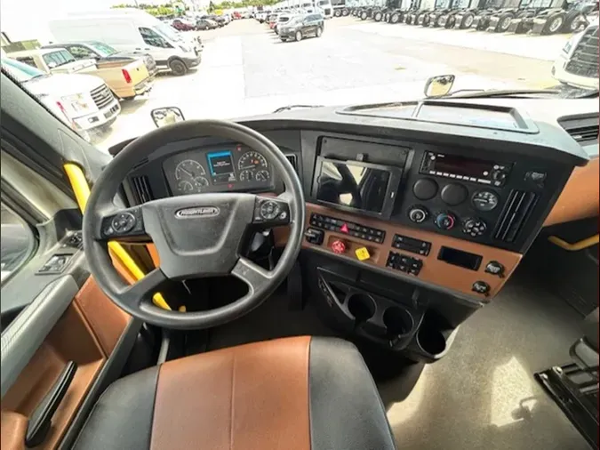 2022 Freightliner PT126SLP