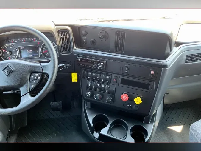 2021 INT LT625 6x4