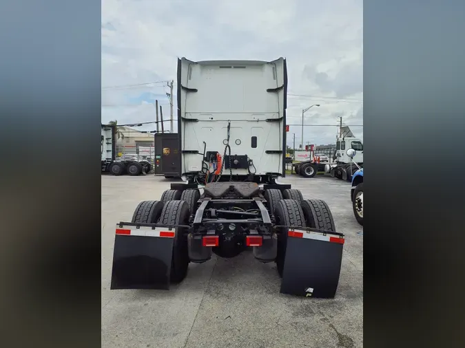 2023 NAVISTAR INTERNATIONAL LT625 SLPR CAB
