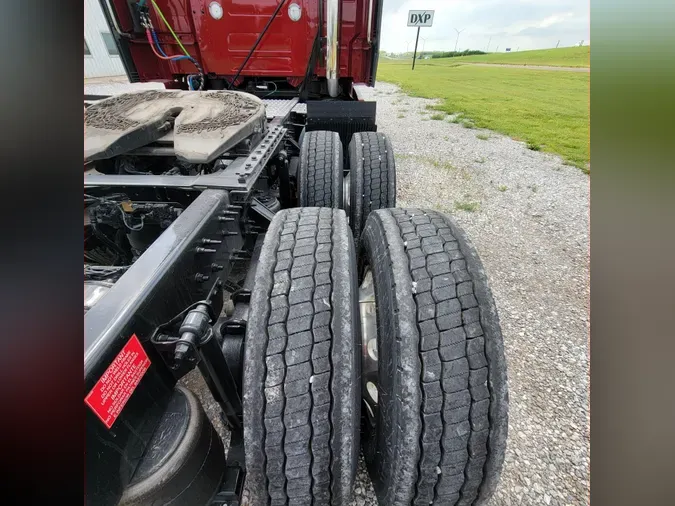 2024 VOLVO VNL64T860