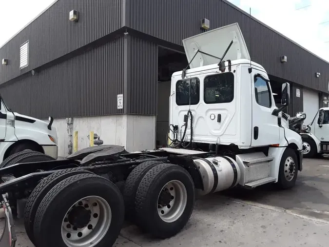 2019 FREIGHTLINER/MERCEDES NEW CASCADIA PX12664