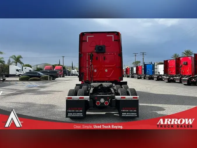 2022 FREIGHTLINER CA126