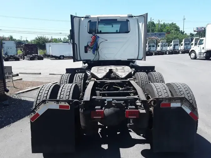 2020 NAVISTAR INTERNATIONAL LT625 DAYCAB T/A
