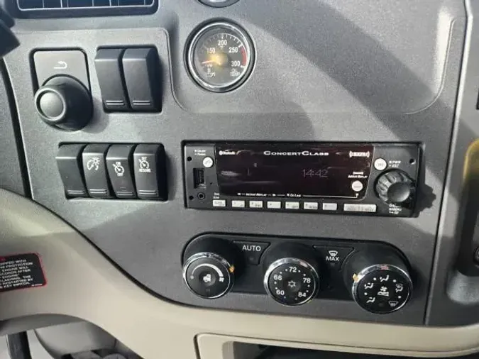 2022 Peterbilt 579706ff382317514ac5c938f93ef47072c