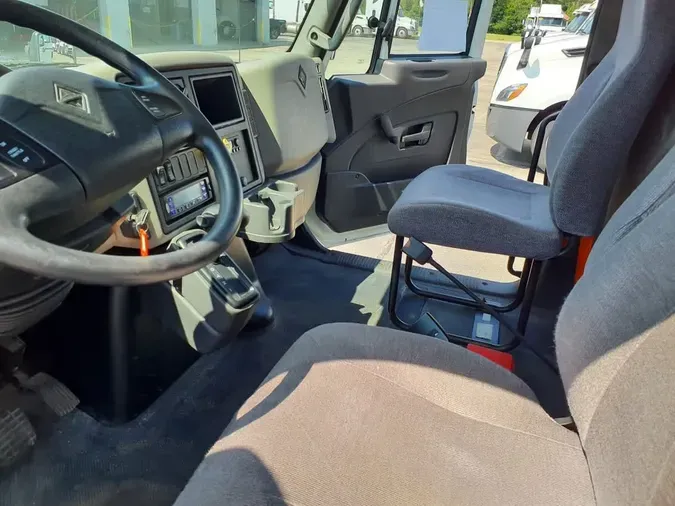 2018 NAVISTAR INTERNATIONAL 4300