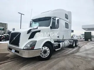 2018 VOLVO VNL64T780