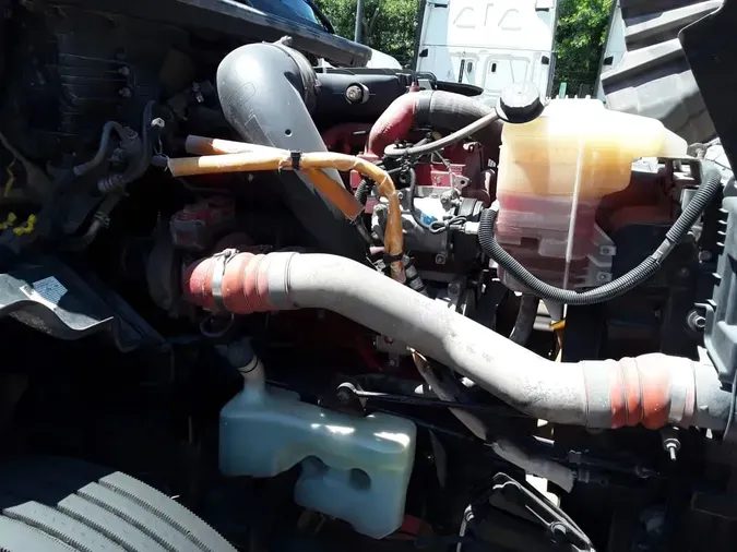 2018 NAVISTAR INTERNATIONAL LT625 SLPR CAB