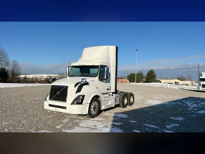 2018 Volvo VNL300