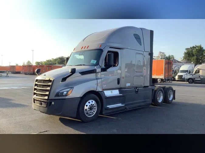 2024 Freightliner Cascadia 126