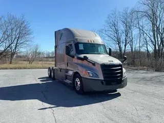 2021 Freightliner Cascadia