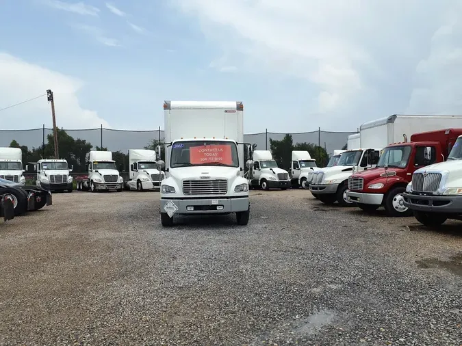 2021 FREIGHTLINER M2 106