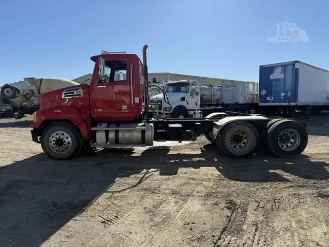 2017 WESTERN STAR 4700