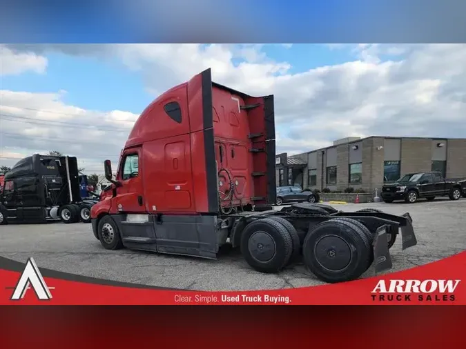 2021 FREIGHTLINER CA126