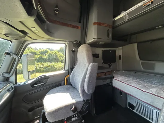 2021 International LT6257081227960febd27d66339f5c16f786a