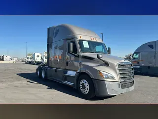 2024 Freightliner Cascadia 126