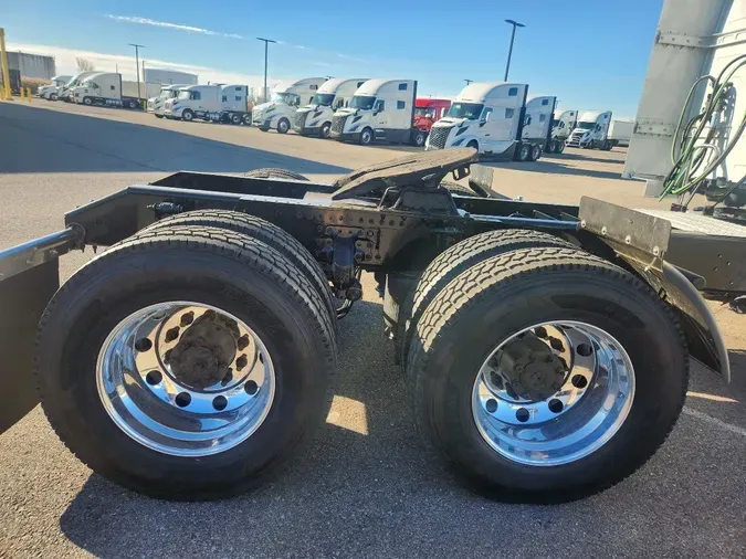 2022 VOLVO VNR64T64070849c18ad174afe935aecf1c28ce510