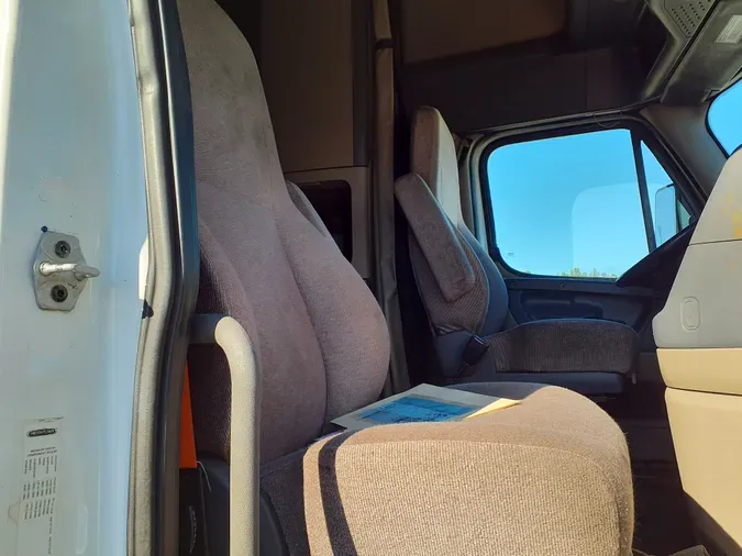 2019 FREIGHTLINER/MERCEDES CASCADIA 125