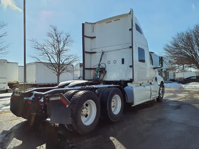 2019 NAVISTAR INTERNATIONAL LT625 SLPR CAB