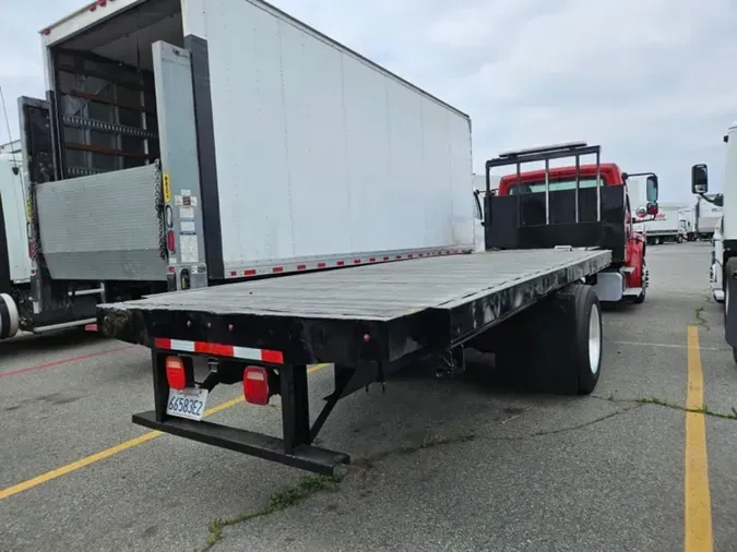 2018 FREIGHTLINER/MERCEDES M2 106