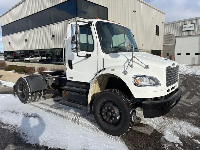 2012 Freightliner M2