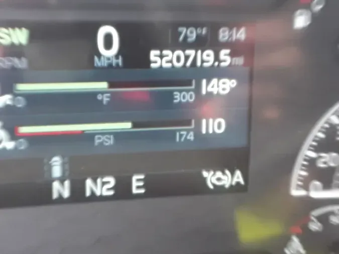2020 VOLVO VNL64T-760