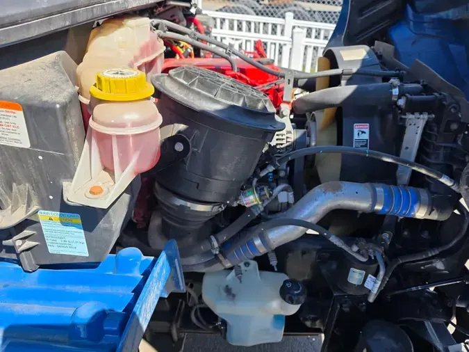 2020 FREIGHTLINER/MERCEDES M2 106