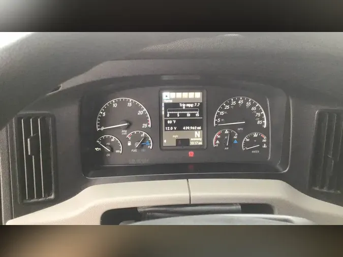 2021 Freightliner Cascadia 126