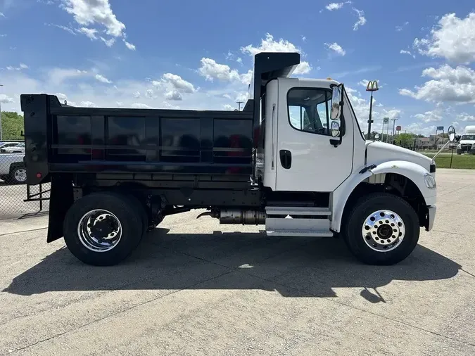 2015 Freightliner BUSINESS CLASS M2 106