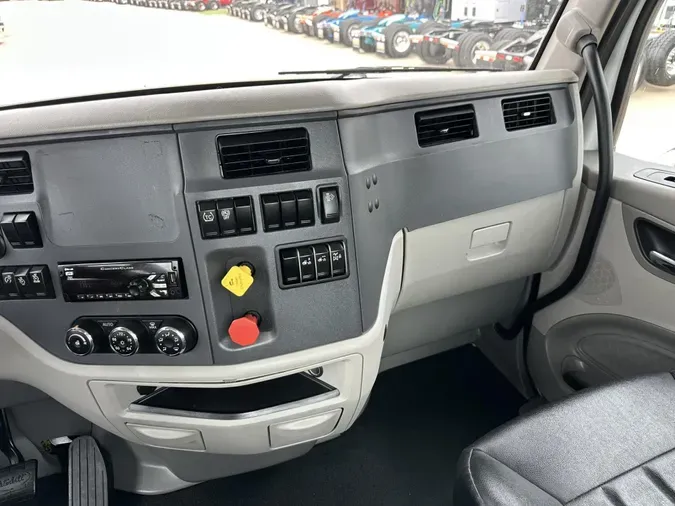 2021 Peterbilt 579