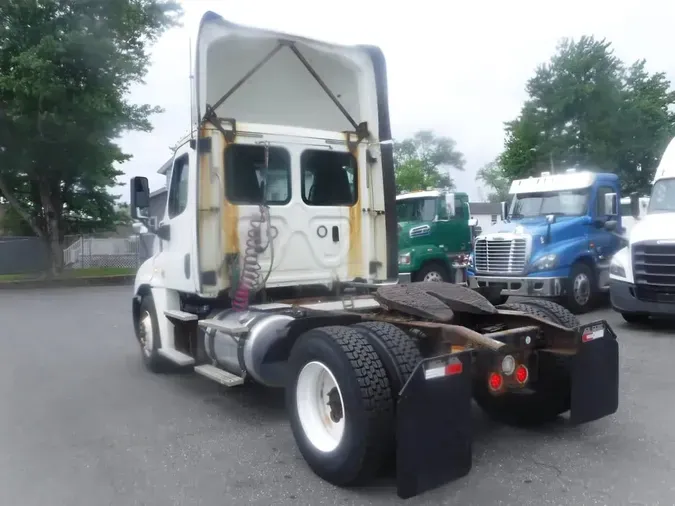 2018 FREIGHTLINER CASCADIA 125