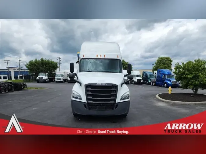 2020 FREIGHTLINER CA126