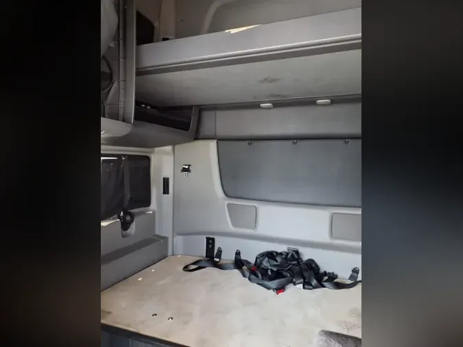 2019 NAVISTAR INTERNATIONAL LT625 SLPR CAB