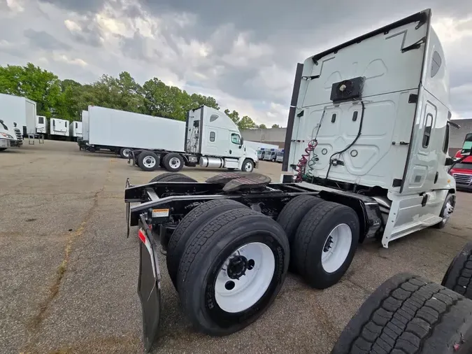2018 FREIGHTLINER/MERCEDES CASCADIA 125709ccacaa13fda13f7e96836505c9360
