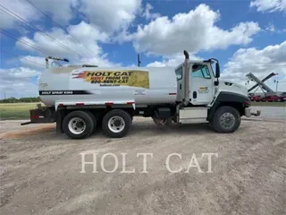 2016 Caterpillar WATER 4000
