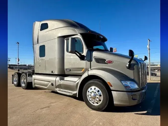 2020 Peterbilt 579