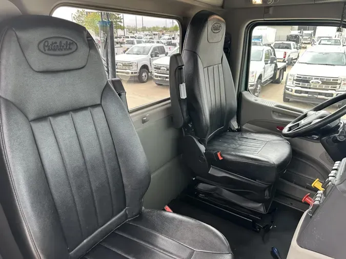2021 Peterbilt 579